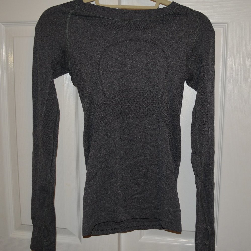 Lululemon Women's Long Sleeve